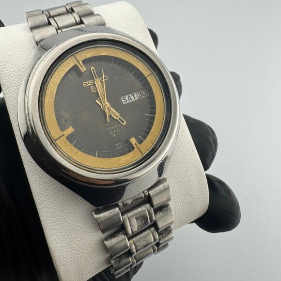 Seiko 5 Automatic  - Vintage Wrist Watch - Made in Japan - Picture 1 of 8